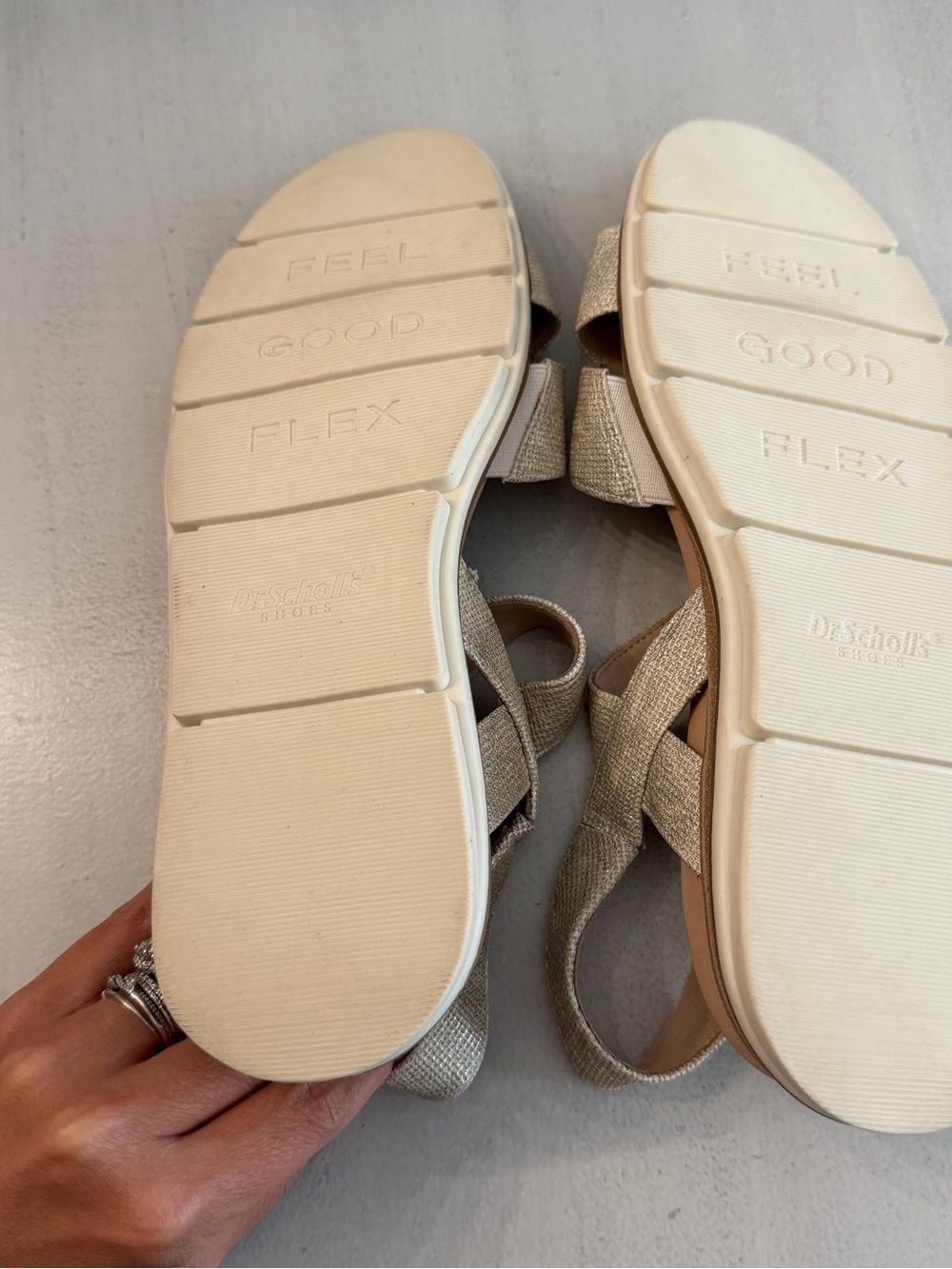Dr. Scholl’s Women’s Timeless Fun Tan & Brown Strappy Canvas Sandals Sz 10 GUC - Picture 11 of 11
